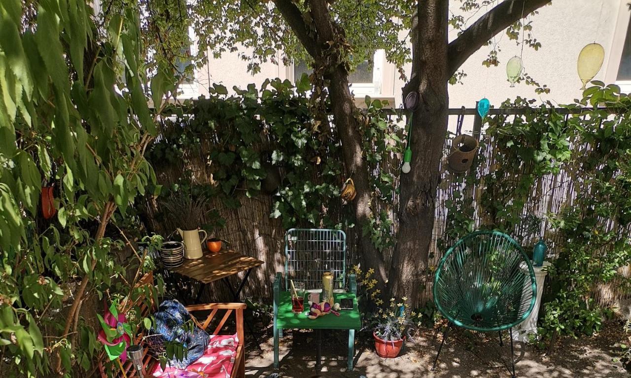 Flat In Historic Villa With Your Own Private Garden, Near City Park Budapest Esterno foto